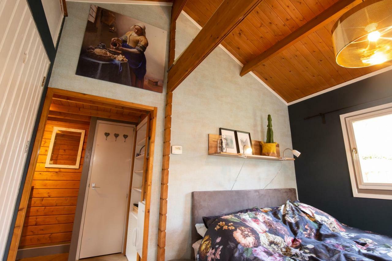 Onder De Kersenboom Bed & Breakfast Hilversum Luaran gambar